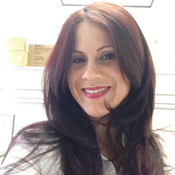 Meet your Posher, Nadine - Picture 1 of 1